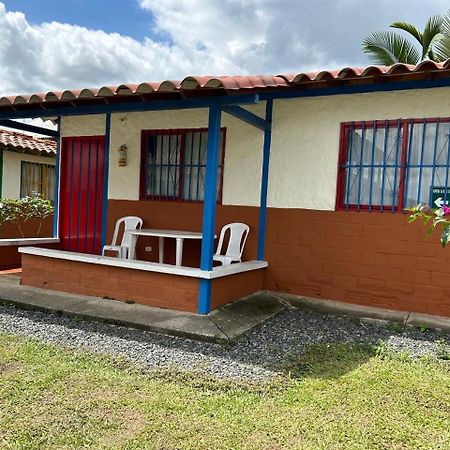 Hotel Campestre Manantial Del Quindio Montenegro Exterior photo
