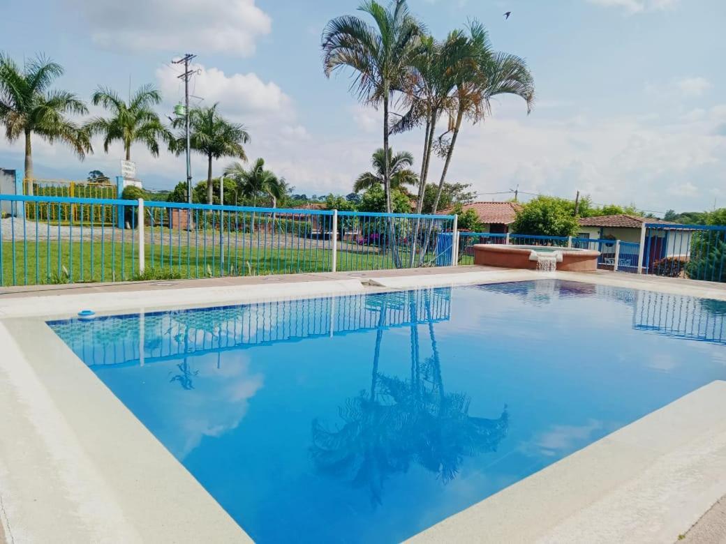 Hotel Campestre Manantial Del Quindio Montenegro Exterior photo